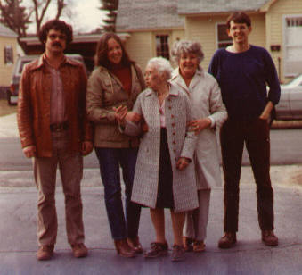 Alice Frisbee group photo 1983